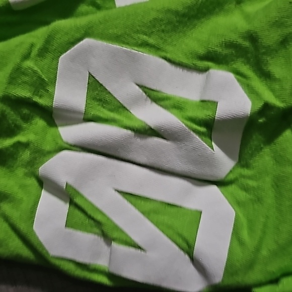 Young and Reckless large mens - Picture 3 of 4